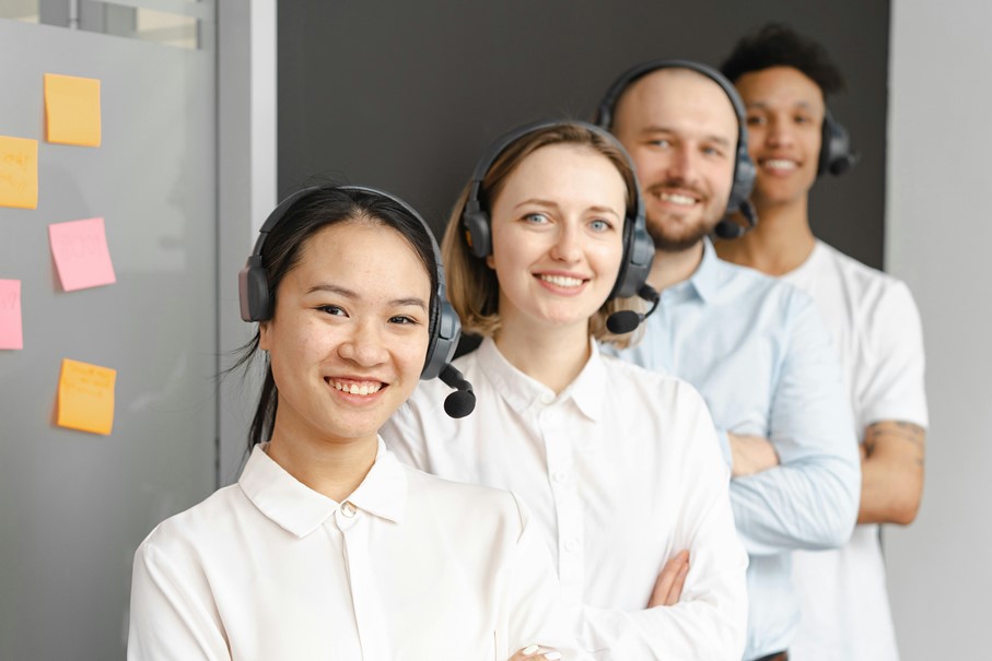IT Systemhaus: Unified Communication / SEA LPs IT Systemhaus: Unified Communication / SEA LPs