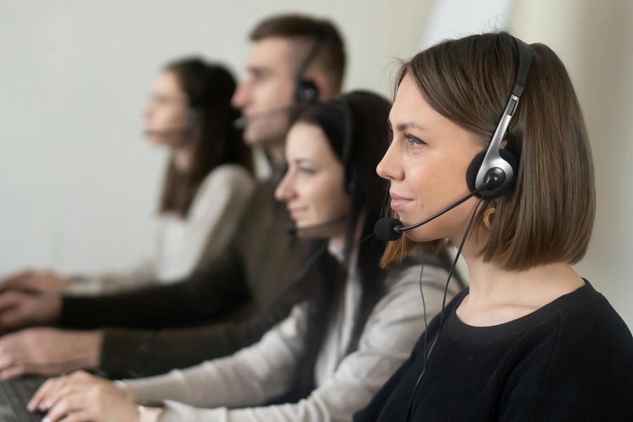 IT Systemhaus: Unified Communication / SEA LPs IT Systemhaus: Unified Communication / SEA LPs